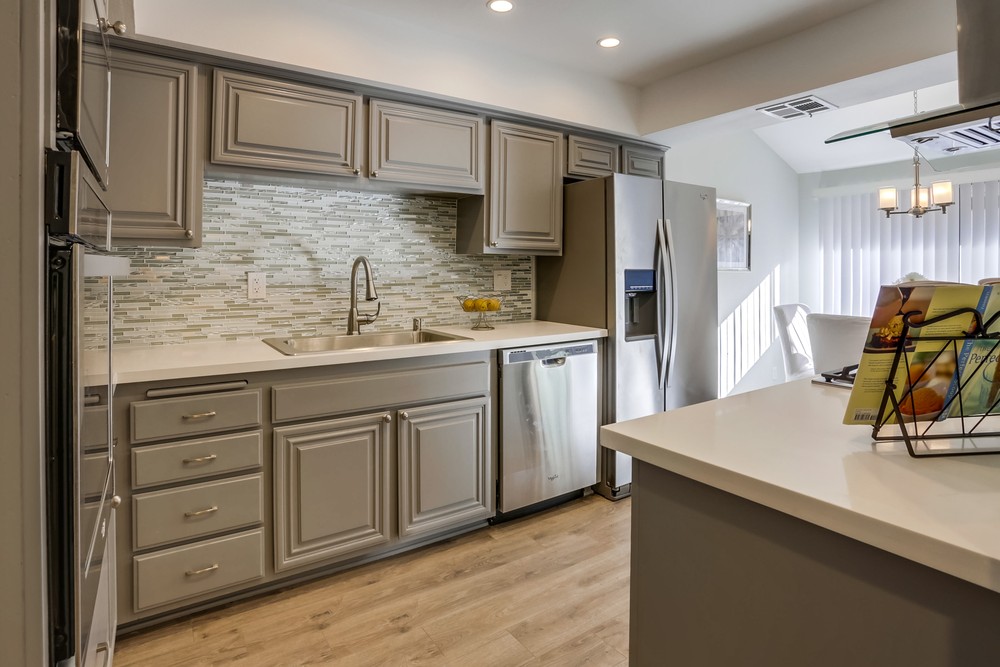 18843-hatteras-st-18-014_web